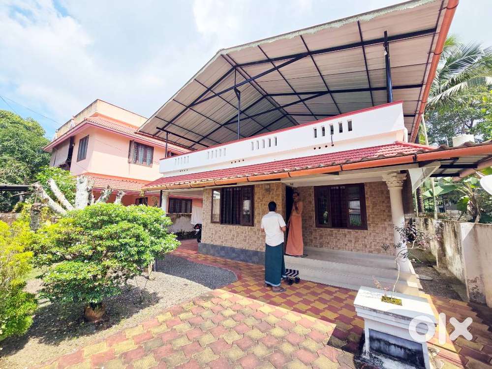 2 BHK 4.250 Cents House for Sale – Near Kongorpilly, Varapuzha