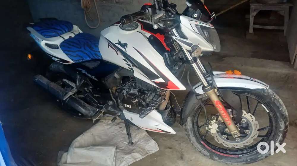 Bike full candisan me hai