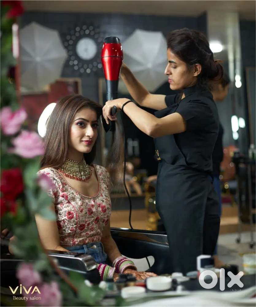 OPENING FOR SALON MAKEUP VACANCY AVAILABLE