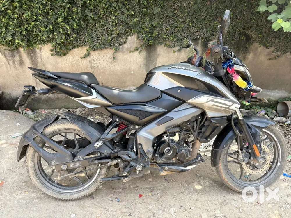 Pulsar NS125