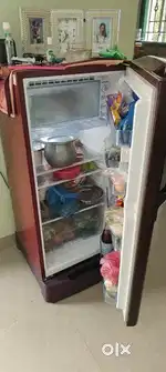 Samsung single door fridge only 9months old