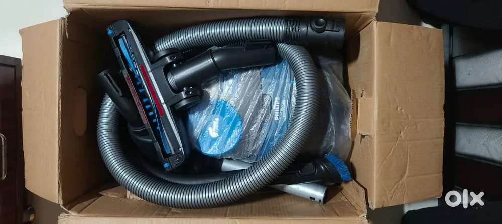 PHILIPS POWER PRO VACCUM CLEANER