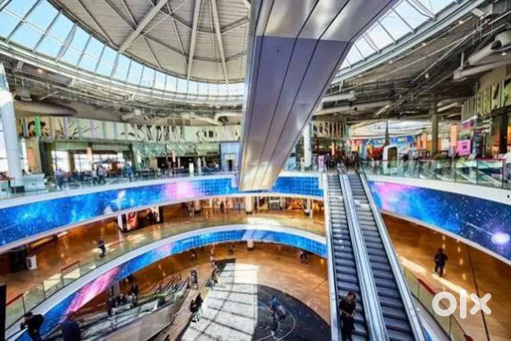 Open warehouse in shopping Complex Job