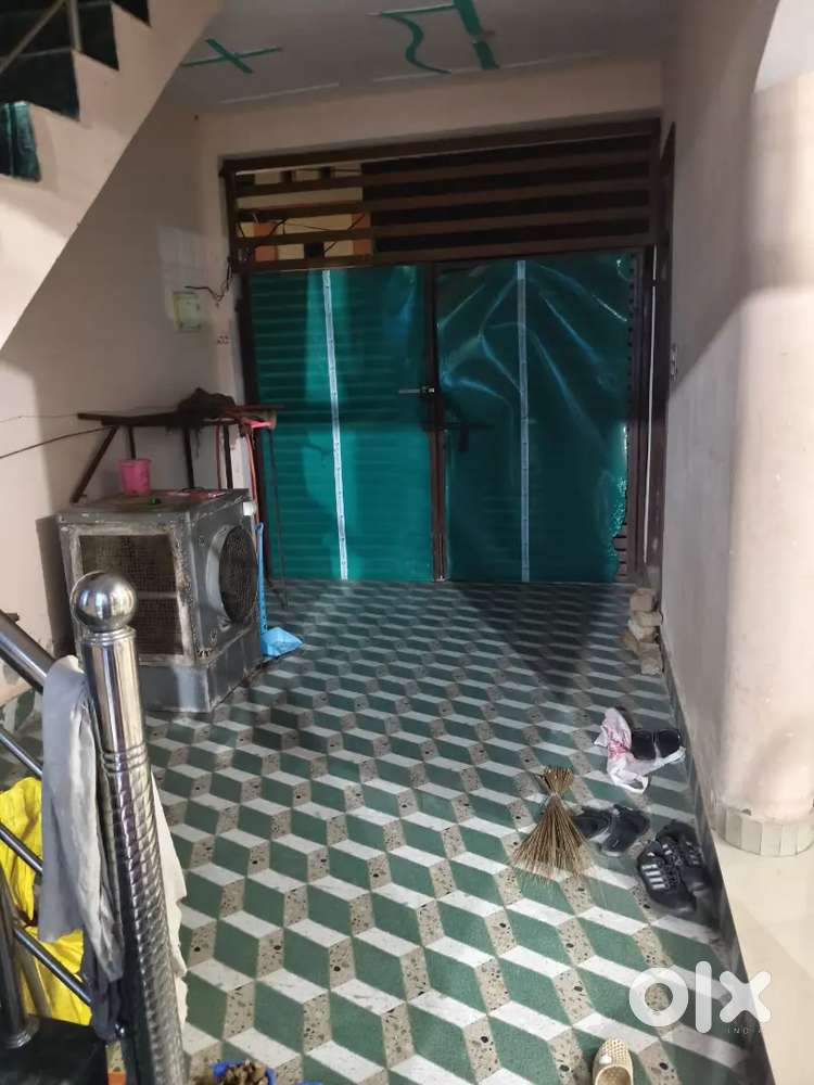 Need a roommate only for girls bachalors allowed