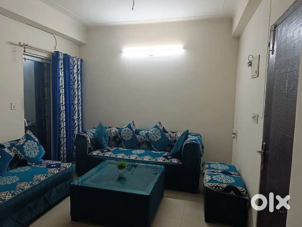 2bhk full furnished flat