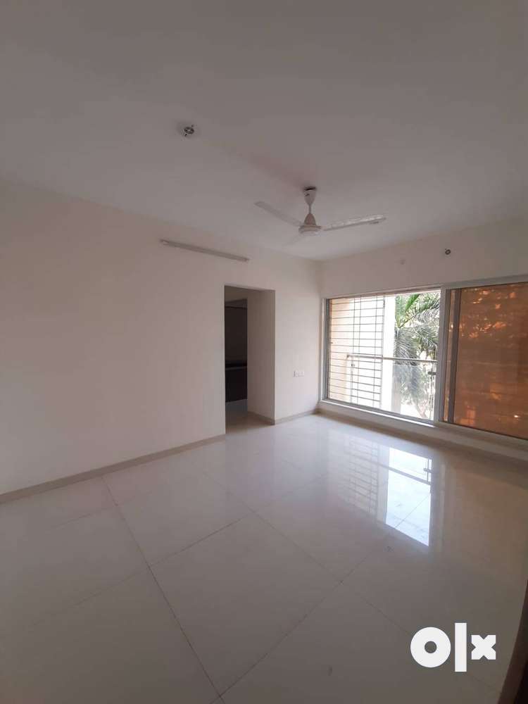 NO GST NO BROKERAGE 1BHK SALE READY TO MOVE APARTMENT IN MIRA ROAD