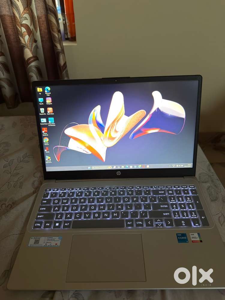 Hp i5 laptop 4 months old only