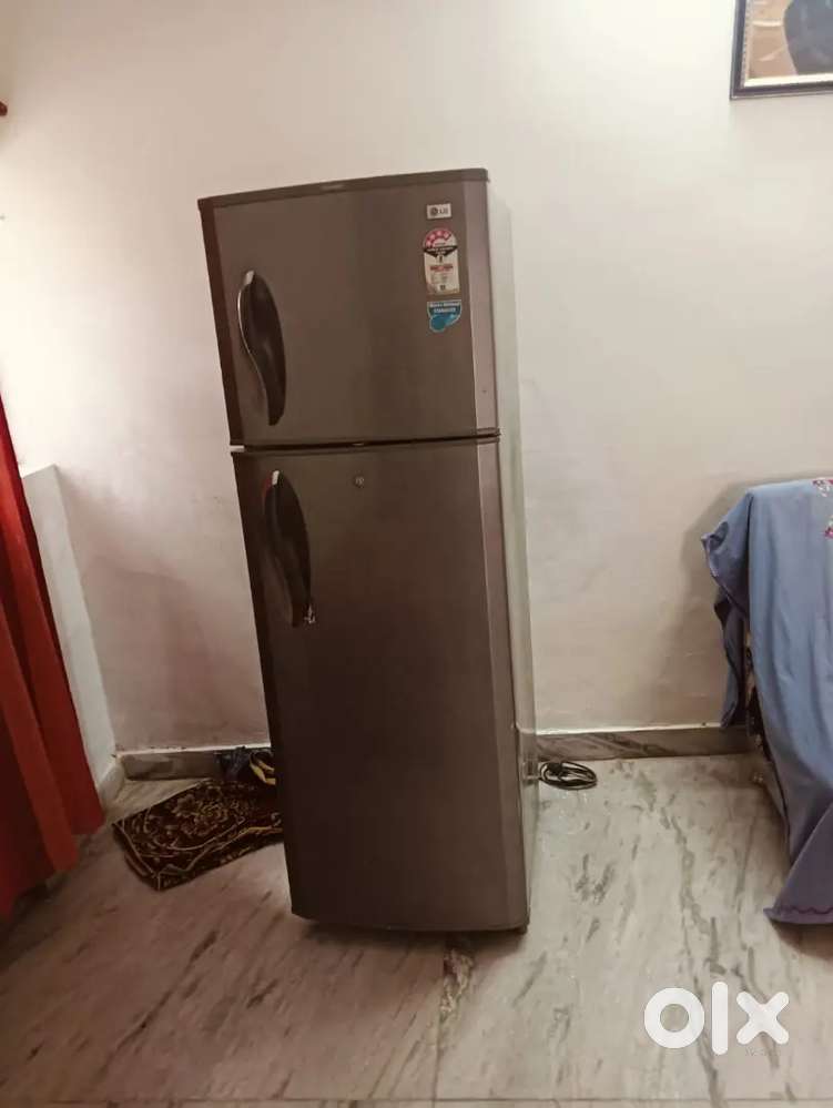 Good Condition Refrigerator LG