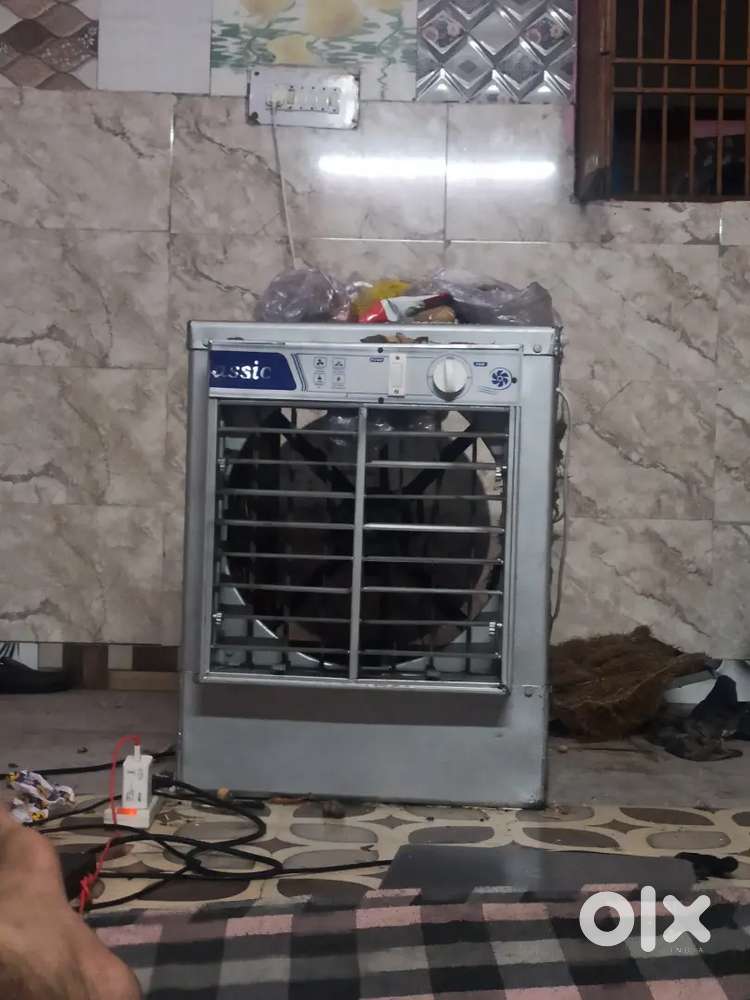 Cooler electronic