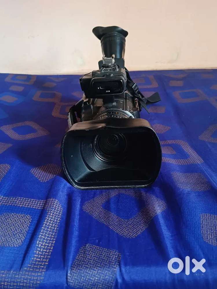 Panasonic AG-AC 160,