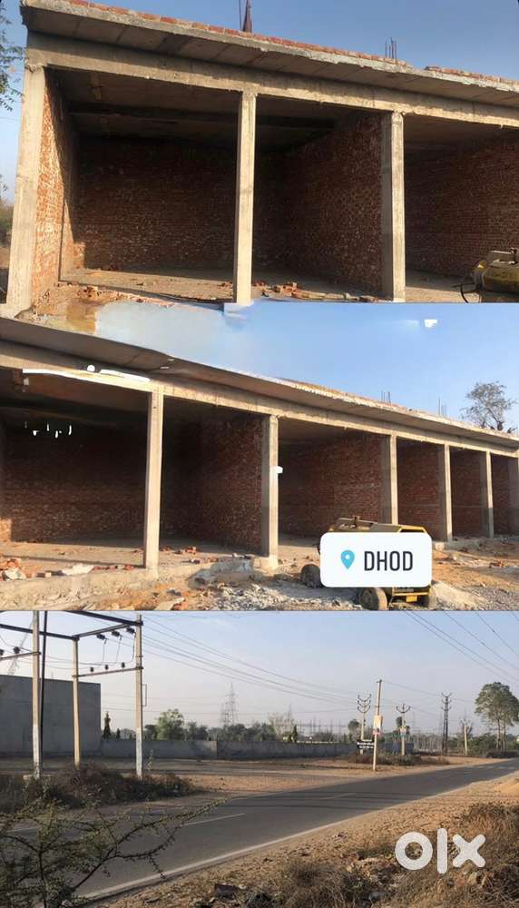 2 shops 10*25 and back side of land for sale