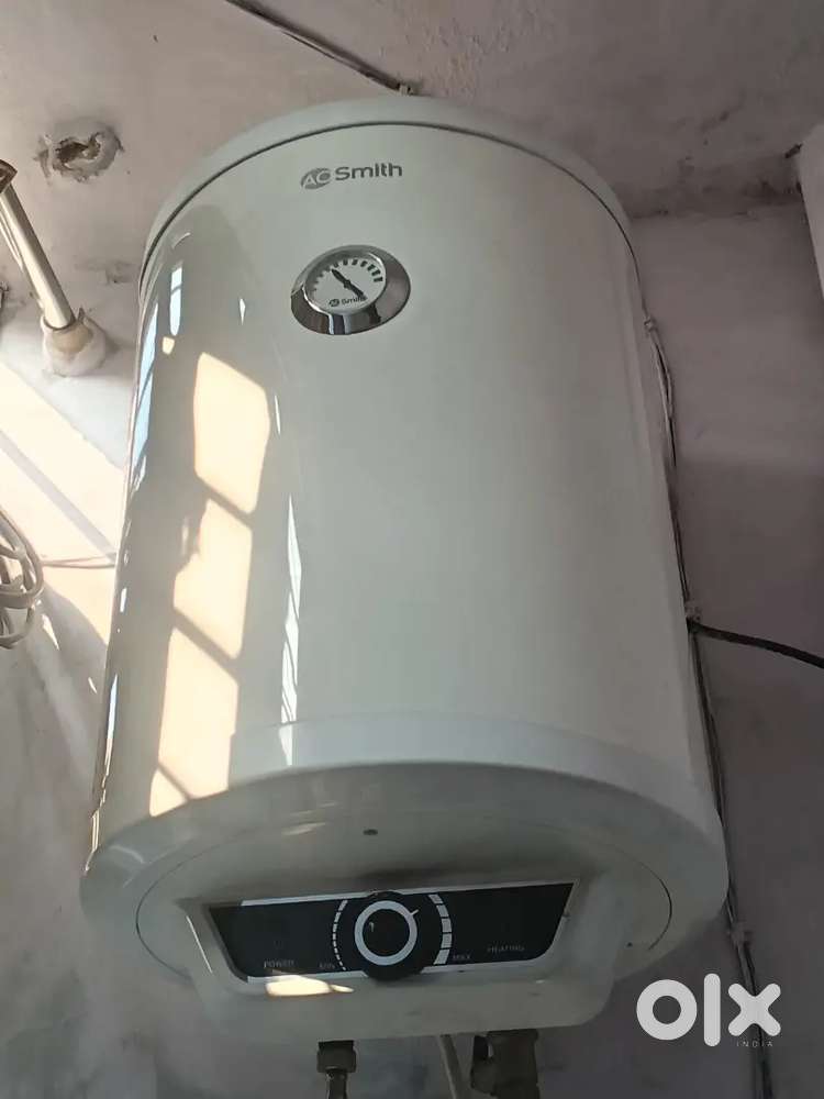 AO Smith Elegance prime 25 L water gyser