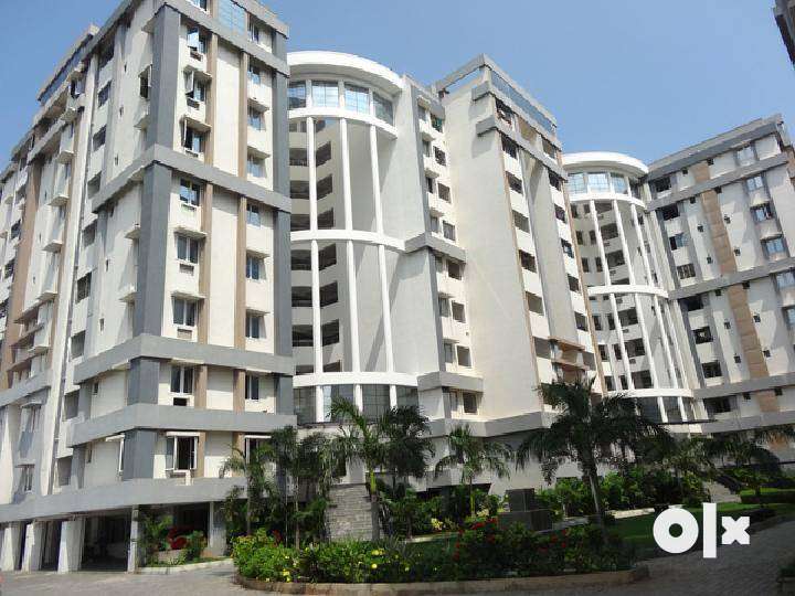 Beautiful 3 BHK Apartment for Sale at SIS Safaa Apartments