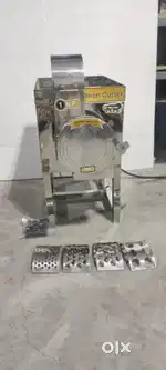 Momo stuffing cutter, manchurian cutter
