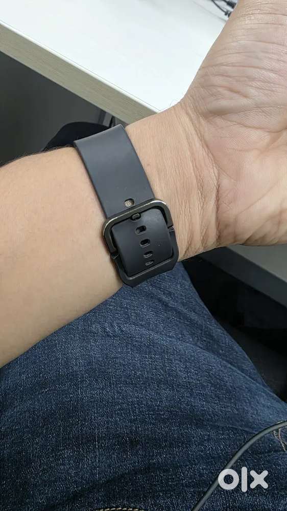 Galaxy watch 4, with egg, pulse monitoring no scratches