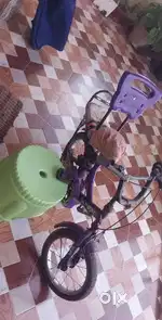 Children cycle
