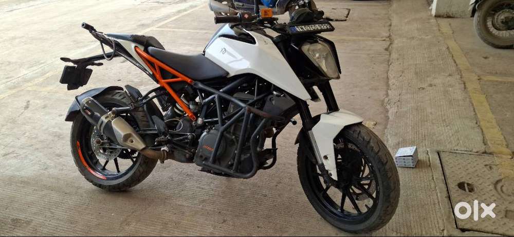 KTM Duke 250 (white)