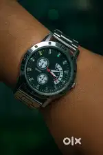 Quartz metal watch