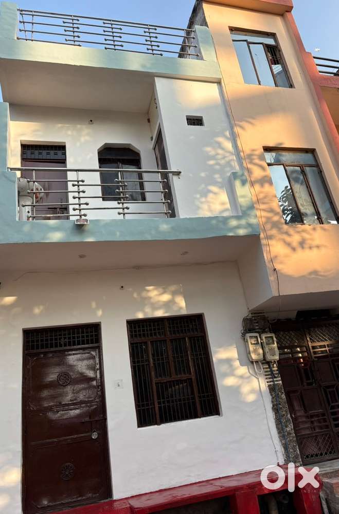 Park Facing Separate House for Rent – Family Stay