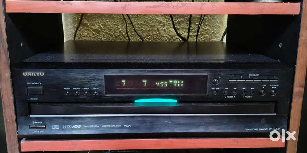 Onkyo audio and mp3 5cd changer24bit