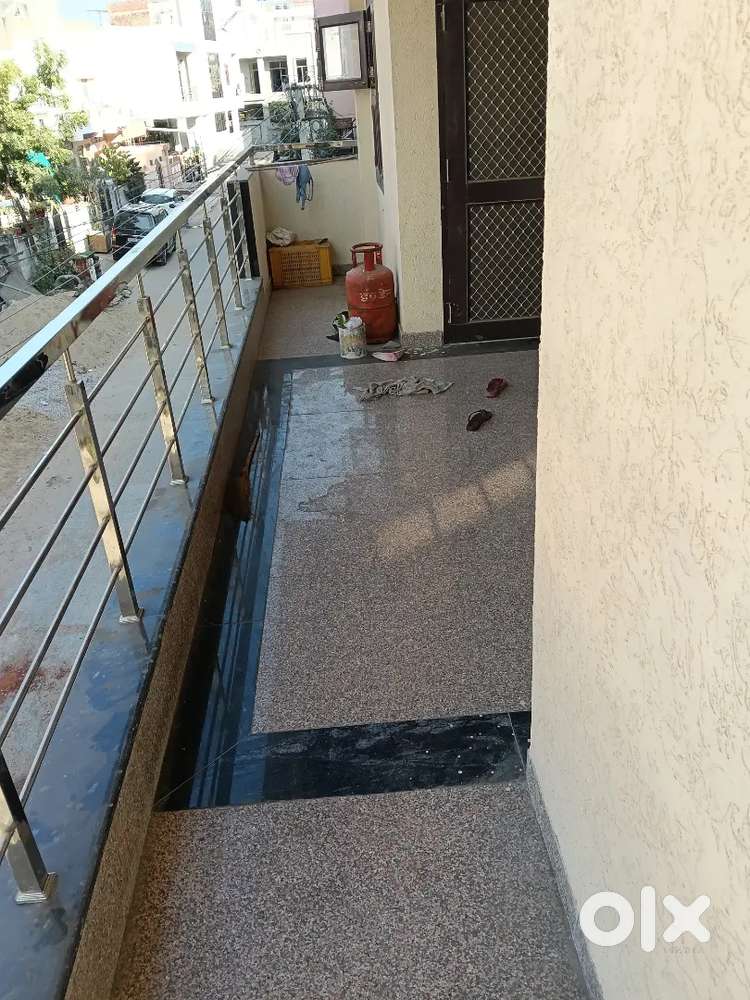 1 room attached late baath and hall and balcony in mahesh nagar