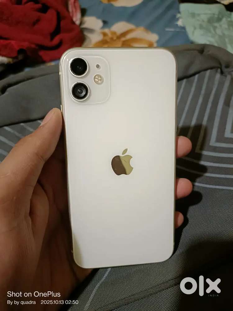 IPHONE 11 64GB WHITE COLOUR