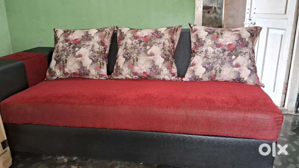 7 Seater L shape Sofa set with 7 cushions