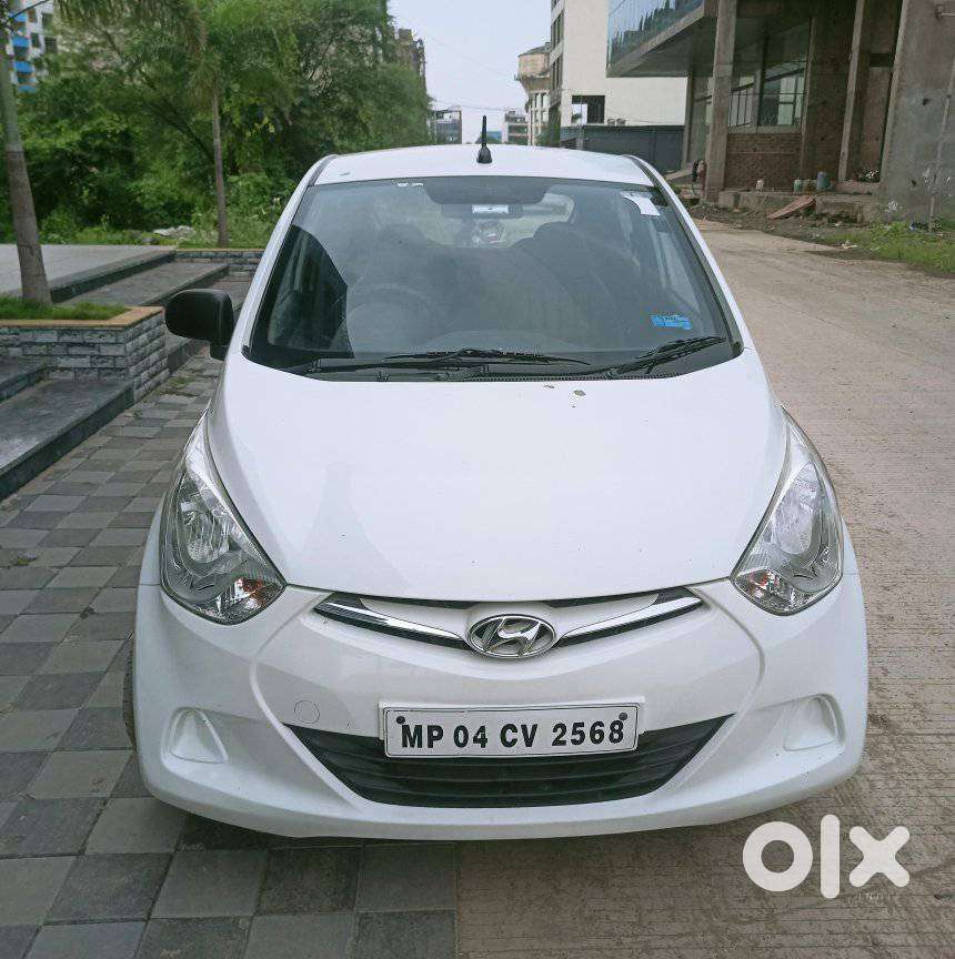 Hyundai EON Era, 2016