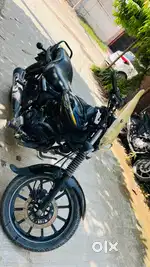 Avenger 150 street