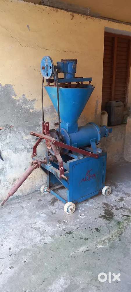 Gabar se lakdi banane ke machine