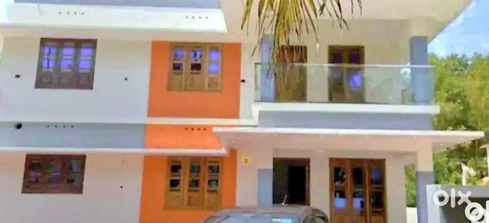 House near Cherthala പട്ടണക്കാട് നാഷണൽ ഹൈവേ  700 mtr