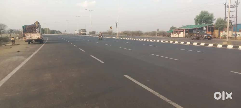 80 Feet Road Touch 2400 sqft Commercial Plot