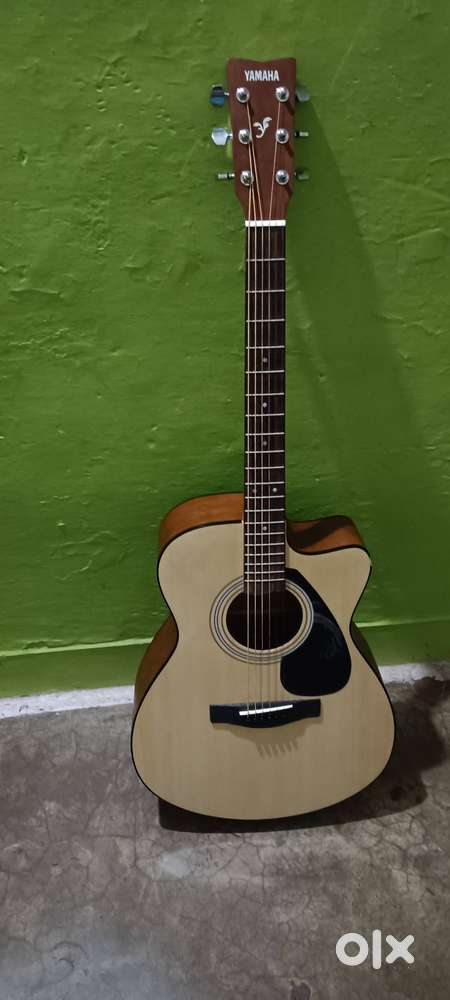Yamaha Guitar