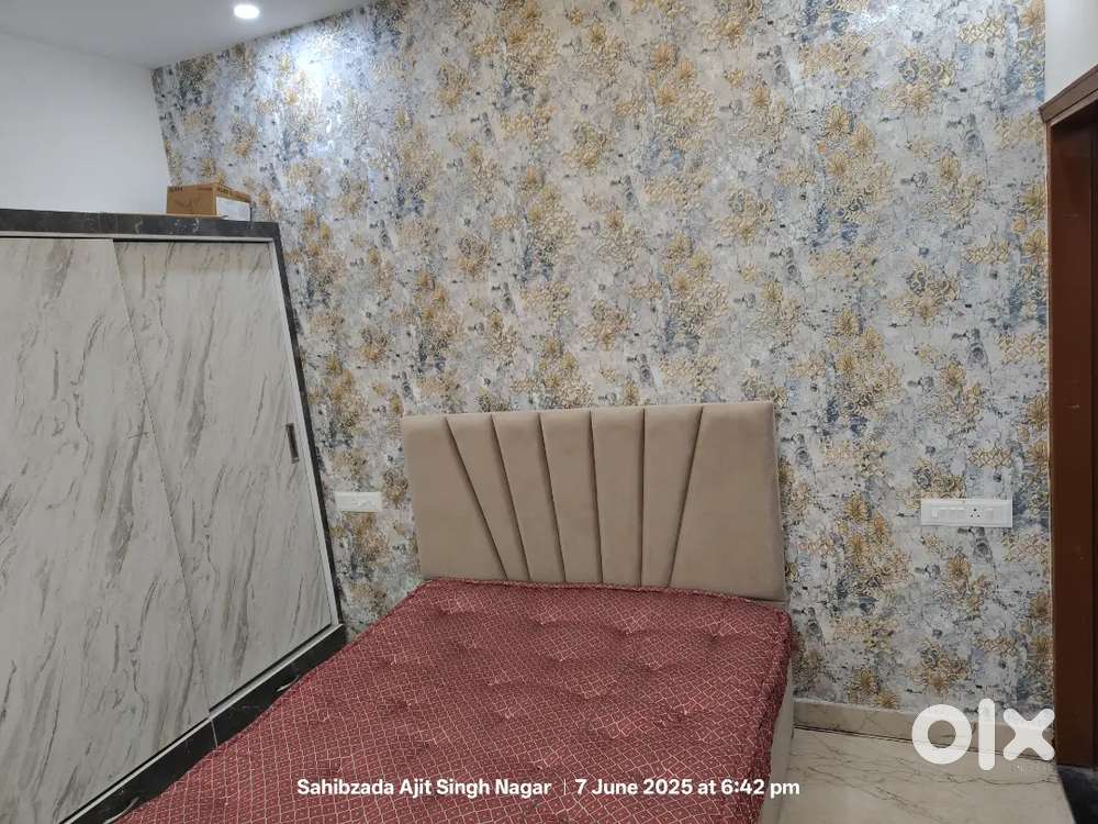 For Married Couples/Small Family