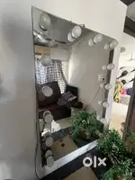 Multi colour mirror