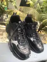 Shoe for sale