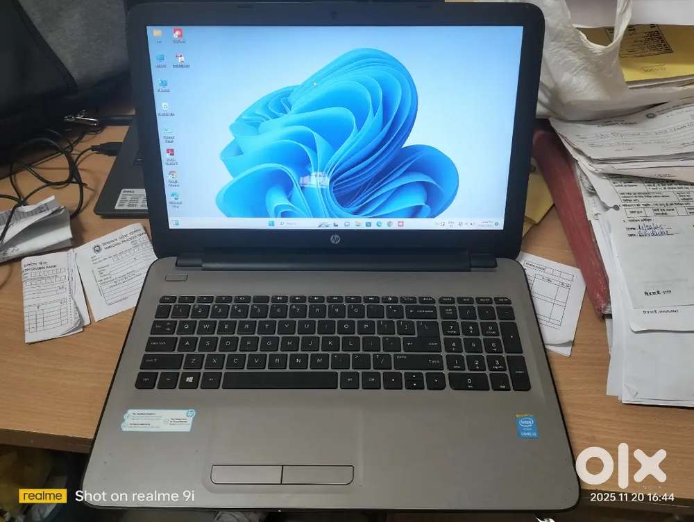 HP I3 Laptop