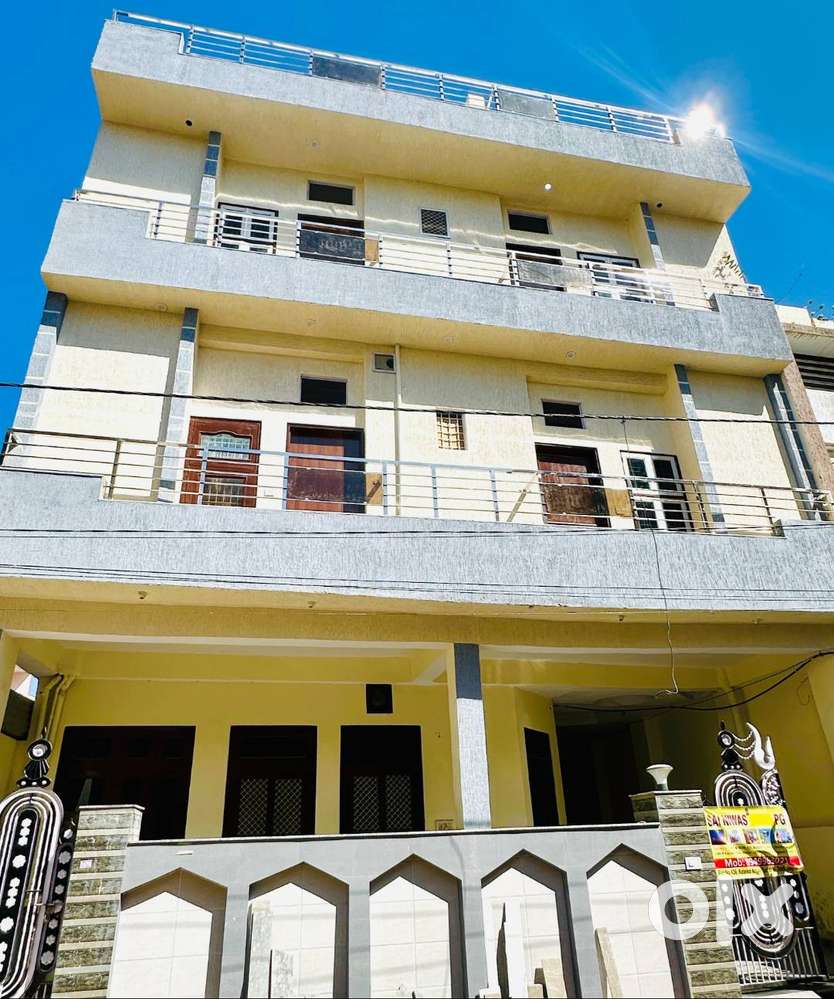 Sai Niwas Boys PG AC and Non AC Rooms Available only for Boys