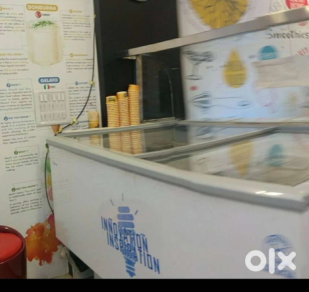 36 flavours ice cream refrigerator and SS containers