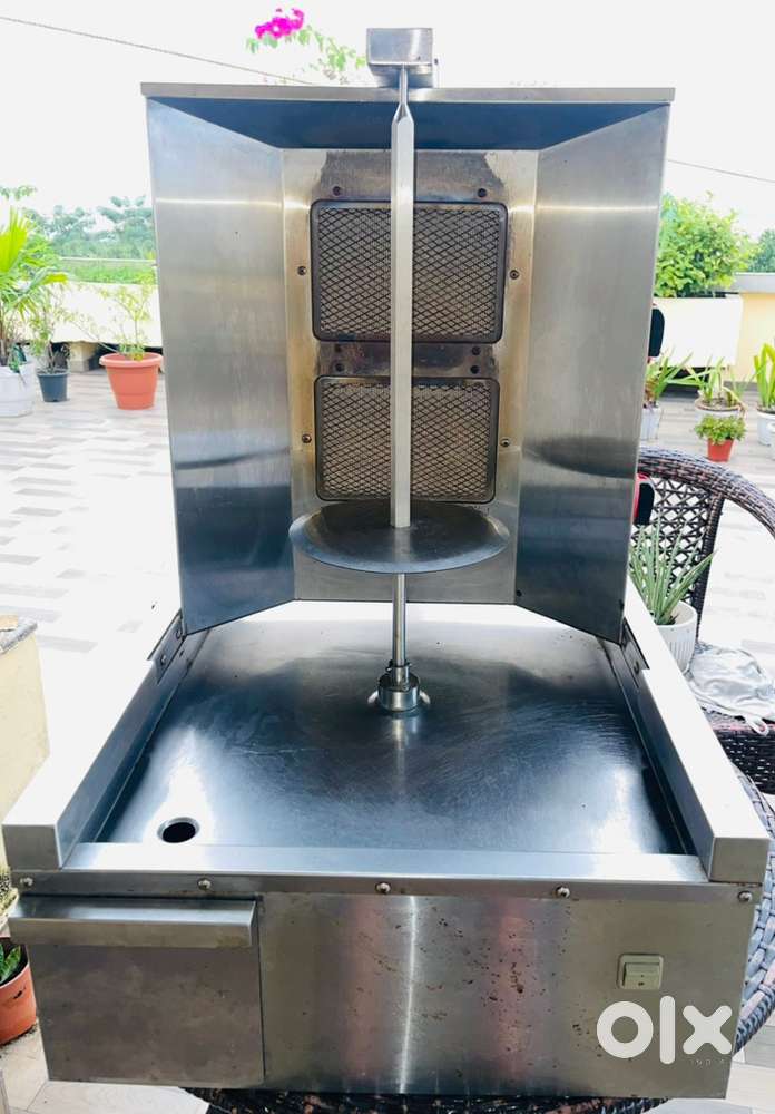 2 -Burner Shawarma Machine for Sale – Excellent Condition!