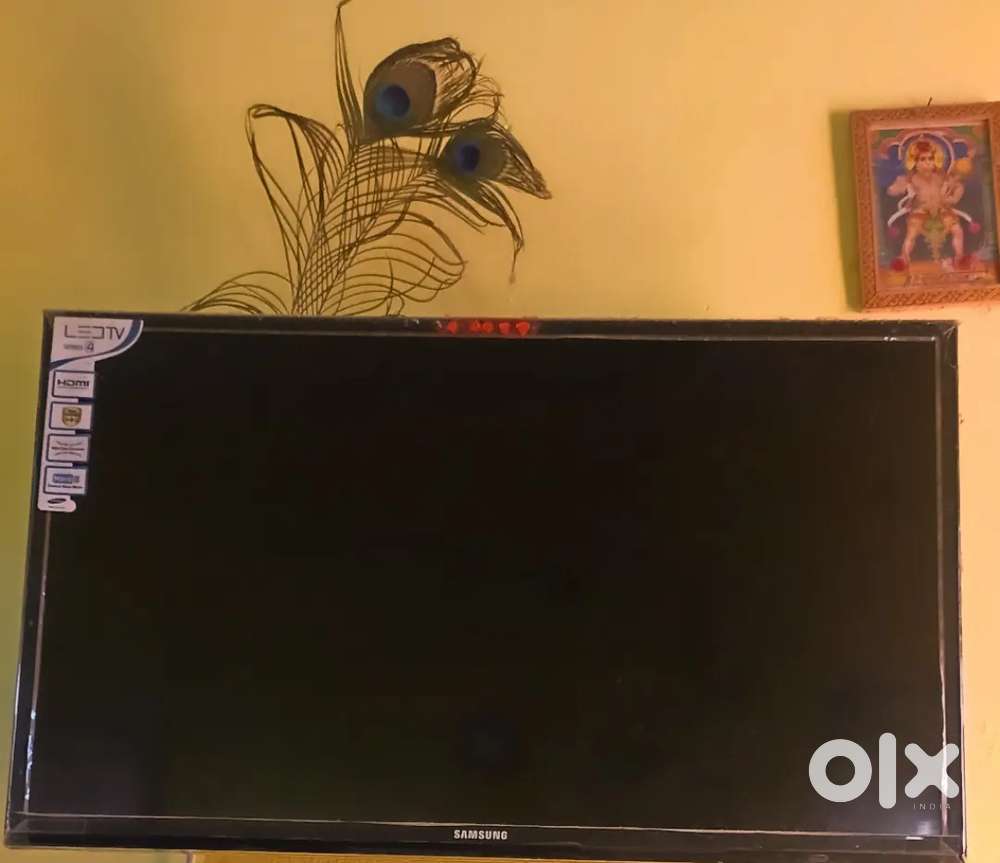 A very well conditioned unused 32inch Samsung LED TV..with set up box