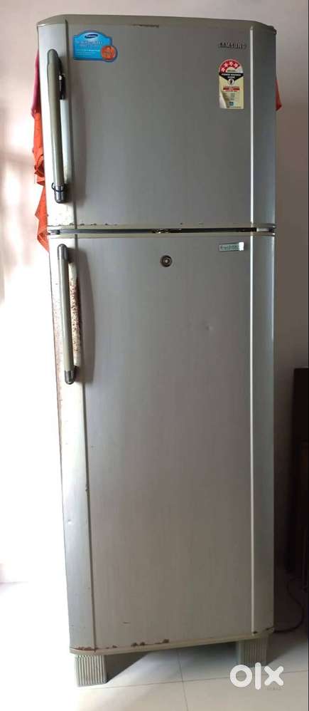 Samsung 345 Liters Double Door Refrigerator