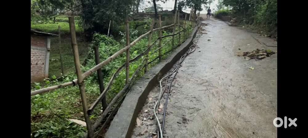 Mati aru ghor only 20Lakh  kahilipara kamalnagar  guwahati