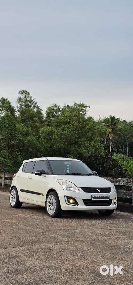 Swift 2016 Petrol Well Maintained With Alloy Wheels
