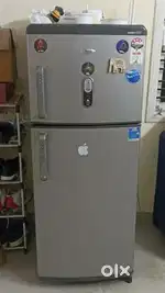 Refrigerator , washing Machine and table