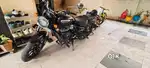 Royal enfield meteor 350 in showroom condisn