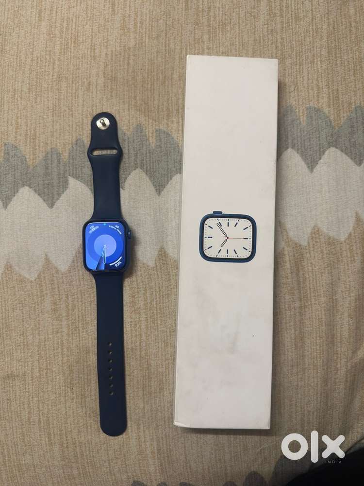 Apple Watch Series 7 45mm GPS With Box