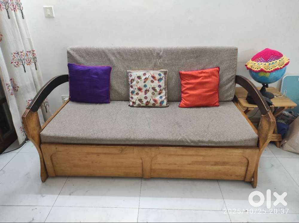 Elegant Rubber Wood Wooden Sofa – Sturdy Seating for Home