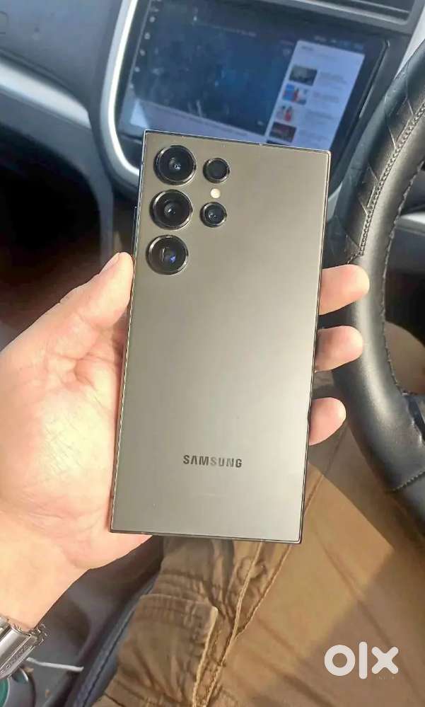 Samsung s24 ultra 12/256gb with cable