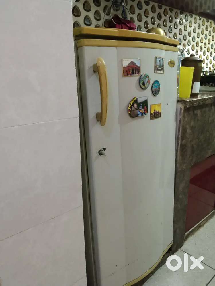 Refrigerator